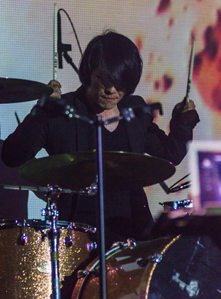 My Skin Against Your Skin, Coconuts, The Hunger Artist, Echo Band, Forget The G, Edney Yang My Skin Against Your Skin, Coconuts, The Hunger Artist, Echo Band, Forget The G, Edney Yang