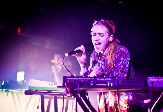 Grimes, Ami Dang