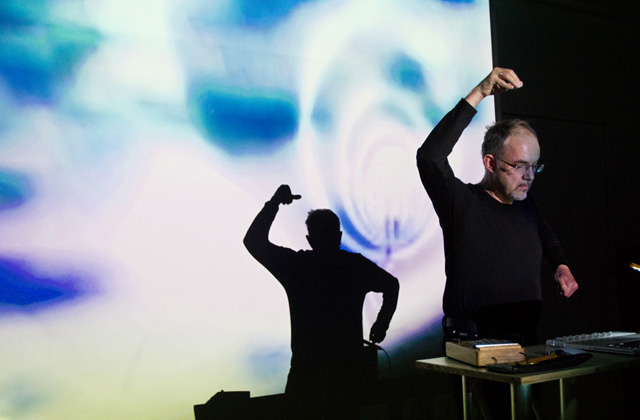 Betty Apple, 葉育君, Karlheinz Essl, Jorge Sánchez-Chiong