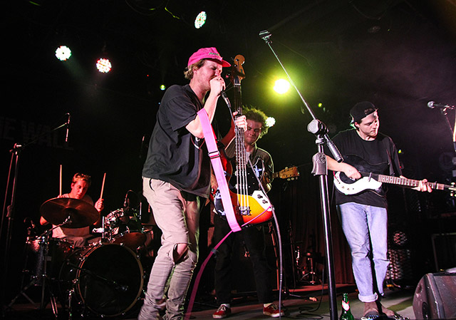 LTK Commune, Mac DeMarco LTK Commune, Mac DeMarco