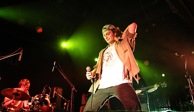 LTK Commune, Mac DeMarco LTK Commune, Mac DeMarco